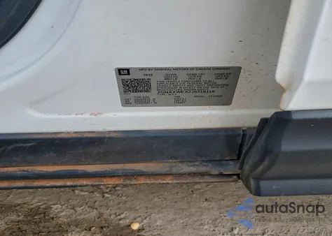 2018 Chevrolet Equinox Premier z USA, uszkodzony, nr VIN 2GNAXWEX2J6313119